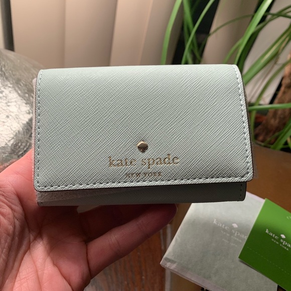kate spade Handbags - Authentic Kate Spade leather Sm snap wallet🍃